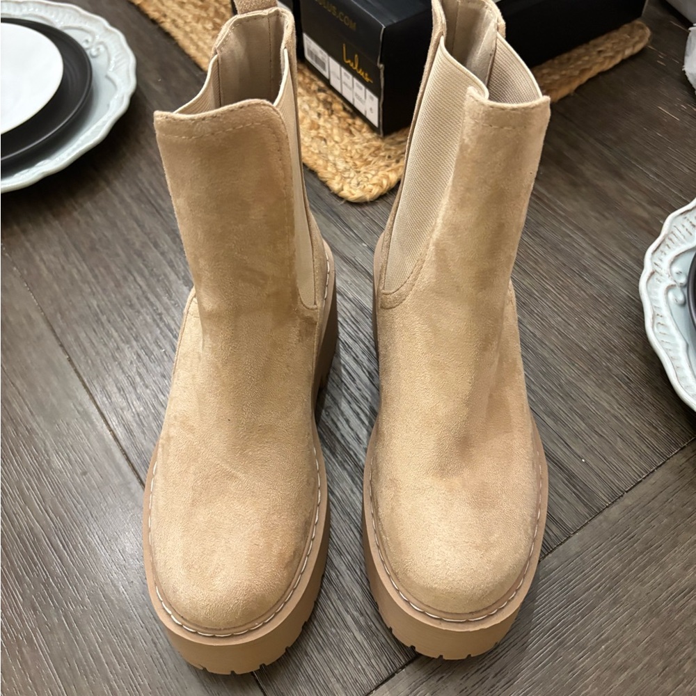 Soda Beige Suede Ankle Boots